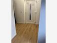 Sisak, Hallway in the apartment, (pet friendly) and WiFi.