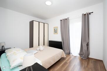 Apartmaji s parkingom Palit, Rab - 22676