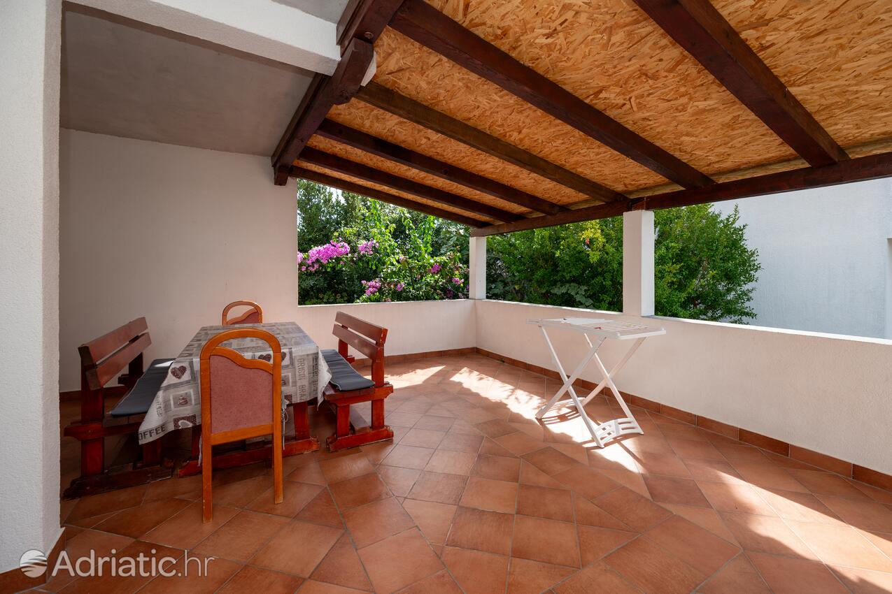 Ferienwohnungen mit Parkplatz Palit, Rab - 22676