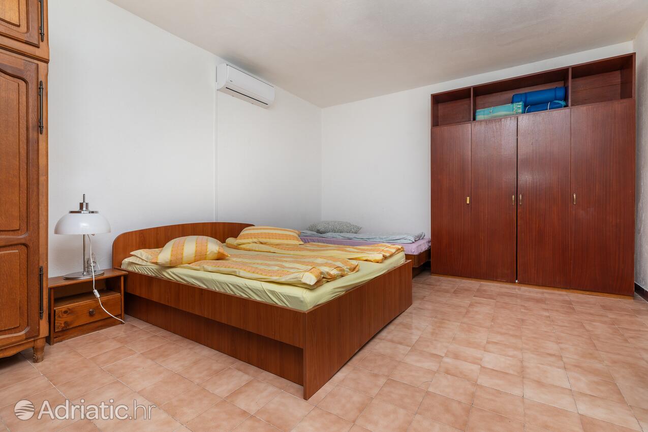 A-22678-a - Alloggi privati - Appartamenti con parcheggio Brella - Brela, Macarsca - Makarska