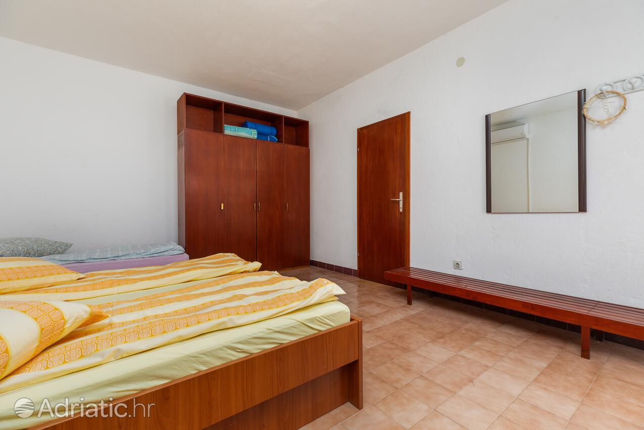 A-22678-a - Alloggi privati - Appartamenti con parcheggio Brella - Brela, Macarsca - Makarska