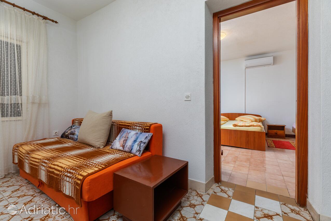 A-22678-a - Alloggi privati - Appartamenti con parcheggio Brella - Brela, Macarsca - Makarska