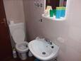 Brela, Bathroom in the apartment, (pet friendly).