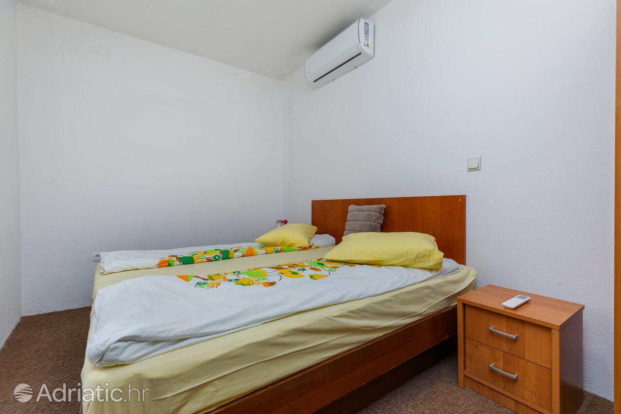AS-22678-a - Alloggi privati - Appartamenti con parcheggio Brella - Brela, Macarsca - Makarska