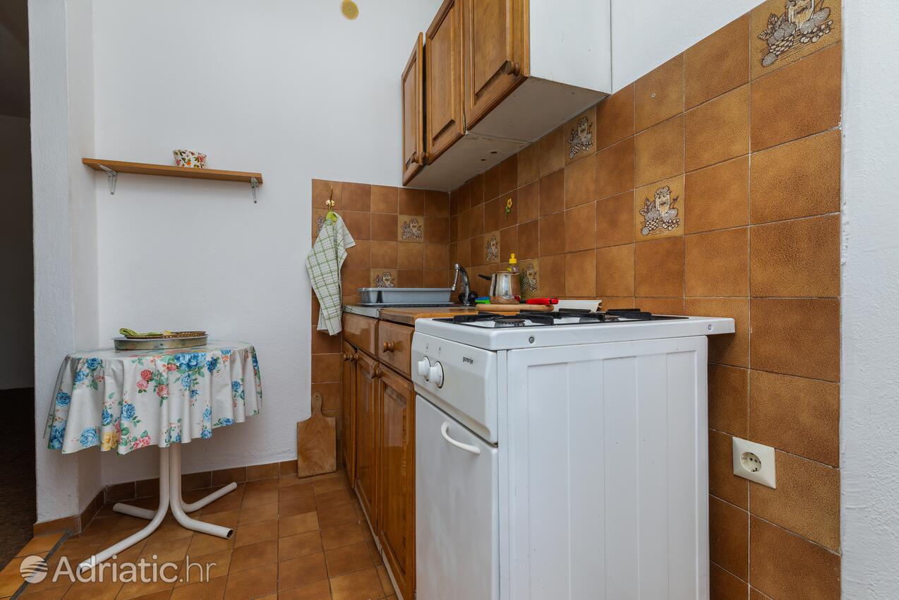 AS-22678-a - Alloggi privati - Appartamenti con parcheggio Brella - Brela, Macarsca - Makarska