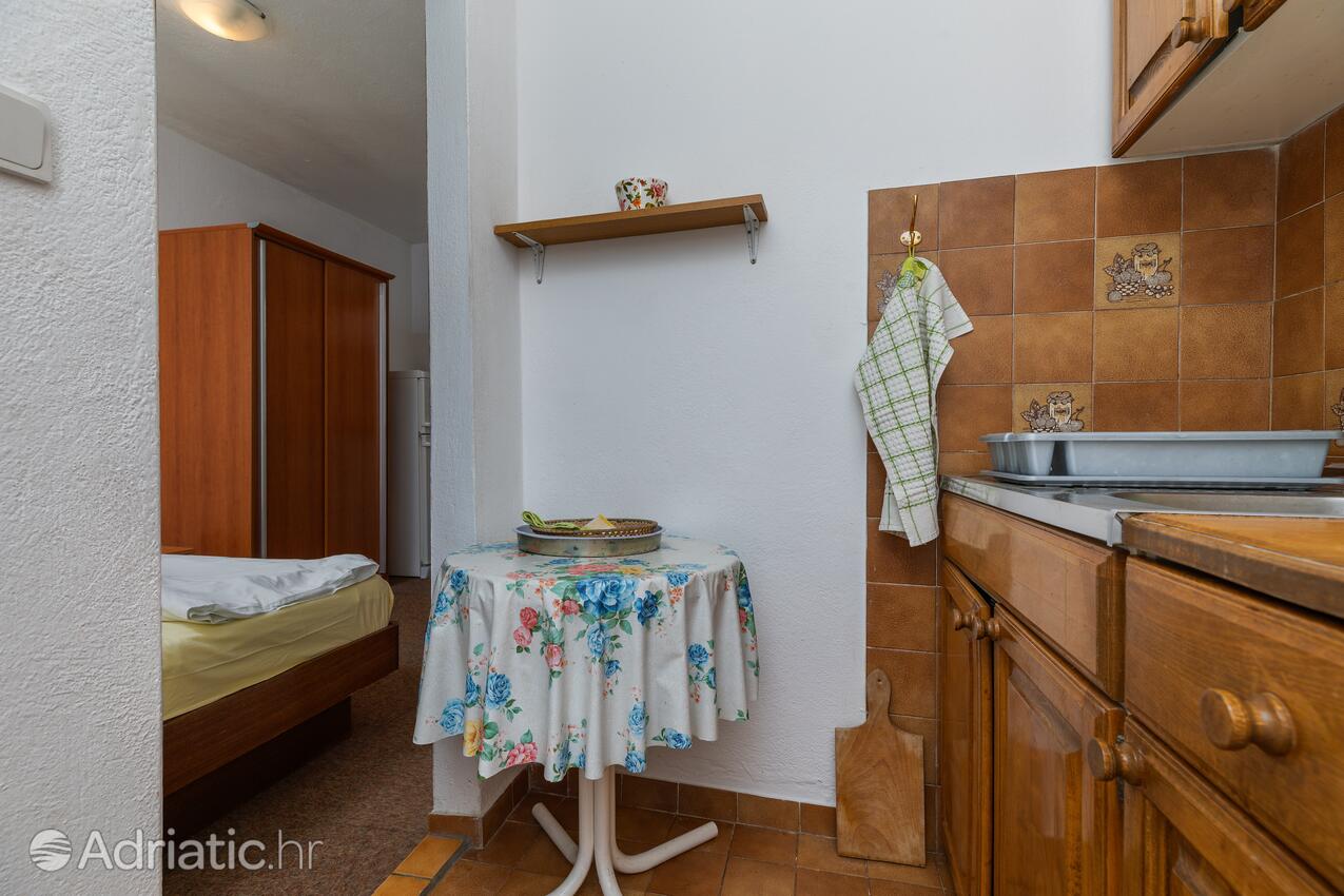 AS-22678-a - Alloggi privati - Appartamenti con parcheggio Brella - Brela, Macarsca - Makarska