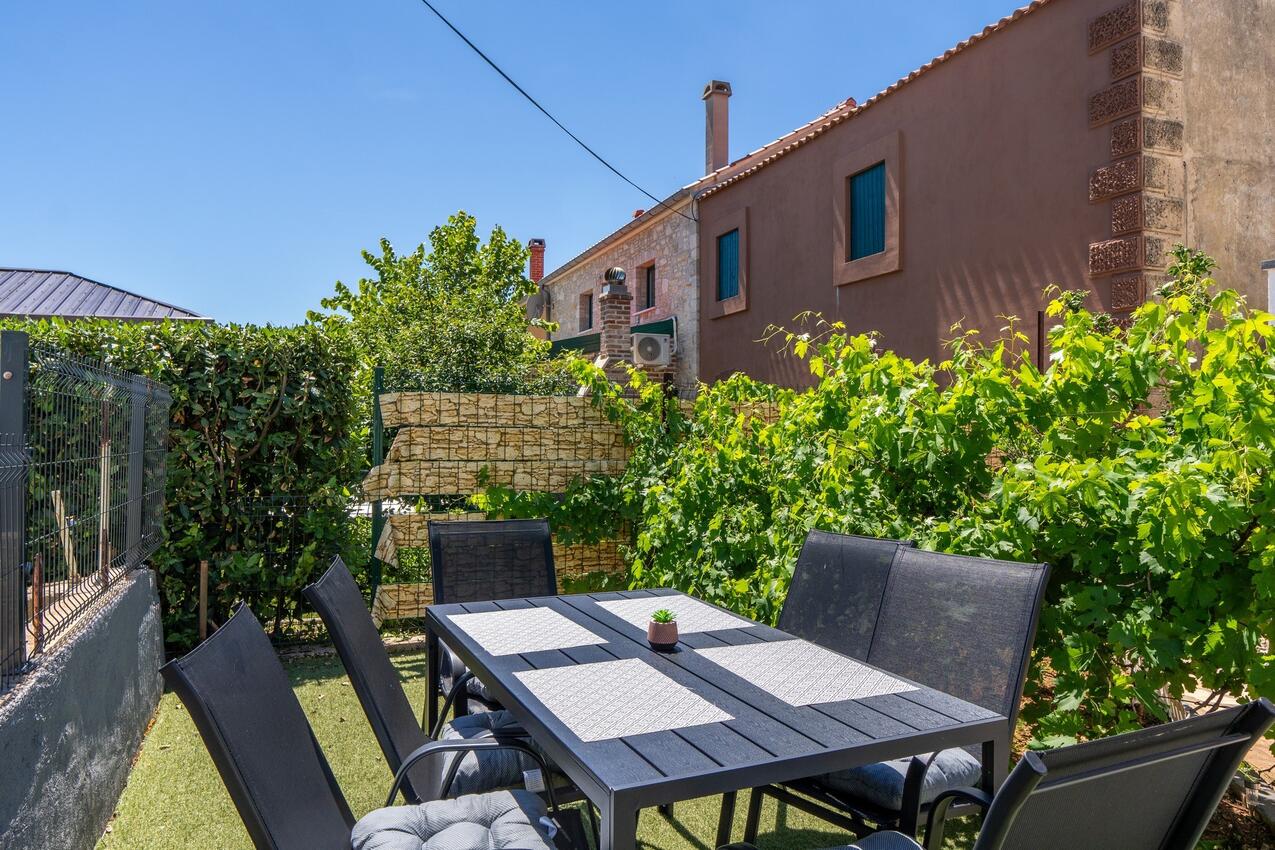 Leiligheter med parkering Vir - 22682