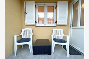 Egyszobás apartman Baska Egyszobás apartman Baska, Krk (A-22687-b)