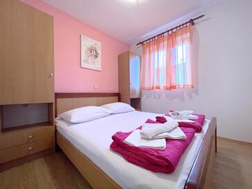 Apartmaji s parkingom Baška, Krk - 22687