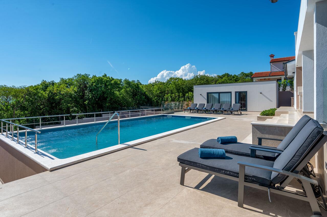 Hof - Luxusvilla mit Pool Brgod, Rasa