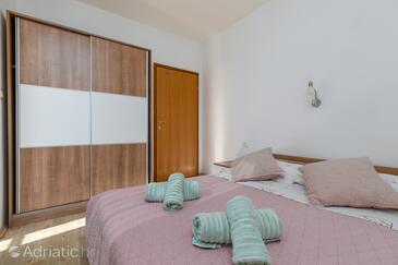 Ferienwohnungen am Meer Igrane, Makarska - 22690