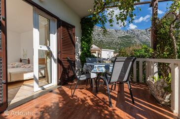 Apartments by the sea Igrane, Makarska - 22690