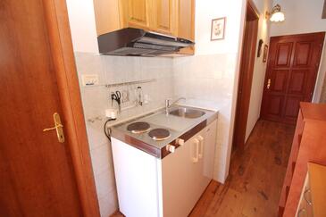 Ferienwohnungen am Meer Baska, Krk - 22699