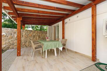 Apartmaji s parkingom Baška, Krk - 22700