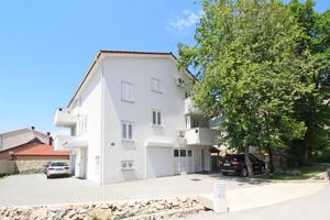 Apartamenty z parkingiem Baska, Krk - 22700