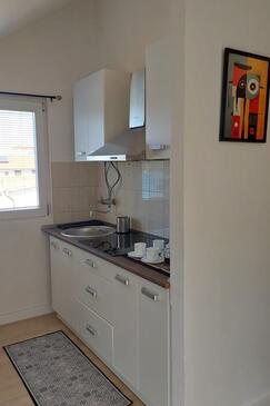 Apartments by the sea Žaborić, Šibenik - 22701