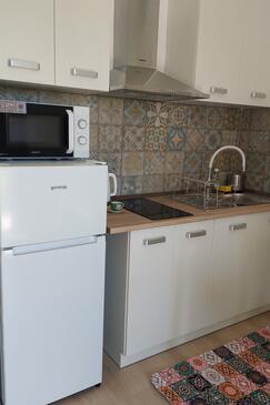 Apartments by the sea Žaborić, Šibenik - 22701