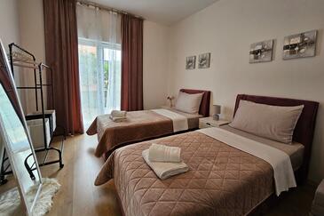 Ferienwohnungen mit Parkplatz Kastel Novi, Kastela - 22702