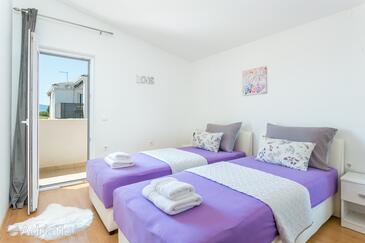 Apartmány s parkovištěm Kaštel Novi, Kaštela - 22702