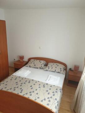 Lejligheder og værelser med parkering Povljana, Pag - 22707