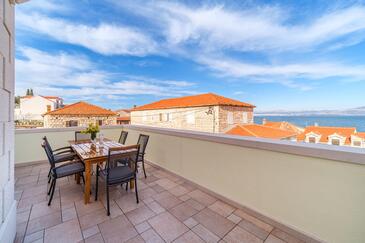 Three bedroom apartment Sutivan, Brač (A-22721-a)