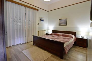 Апартаменты с парковкой Умаг - Umag - 22722