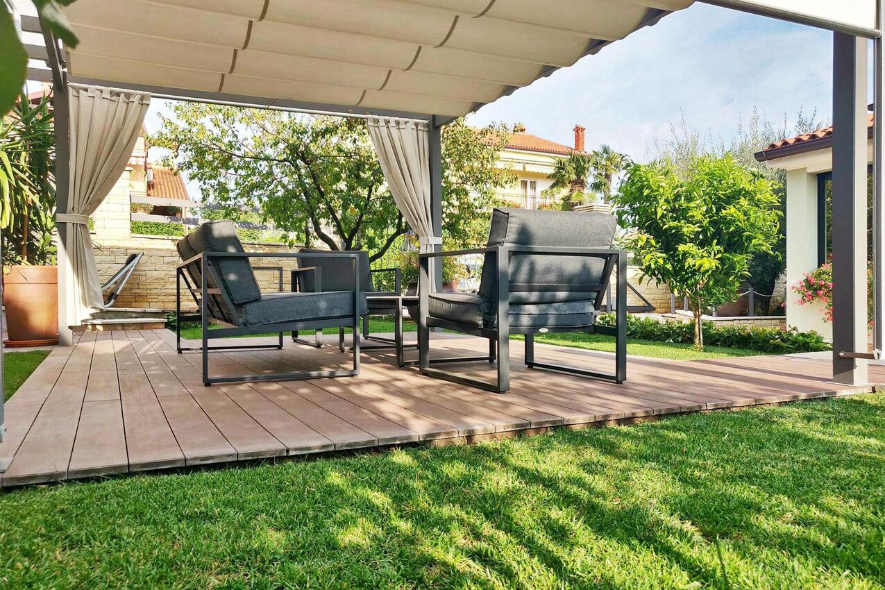 Apartmaji s parkingom Umag - 22722