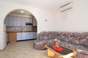 Háromszobás apartman Baska Háromszobás apartman Baska, Krk (A-22725-d)