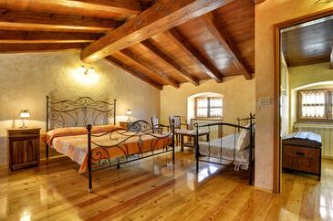 Haus mit Pool für Familien Valtura, Pula - 22734