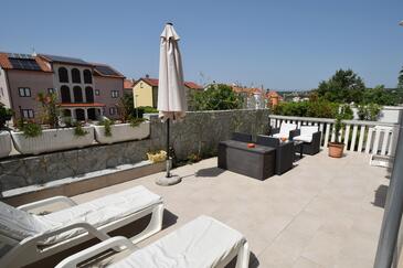 Apartments with parking spaces Malinska, Krk - 22737 Adriatic.hr