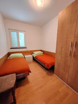 Ferienwohnungen mit Parkplatz Barbat (Rab) - 22752