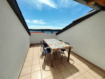 Leiligheter med parkering Barbat, Rab - 22752