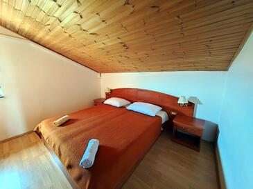 Leiligheter med parkering Barbat, Rab - 22752