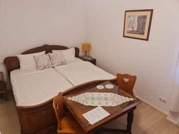 Apartments with terrace Pula, Istria