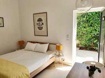 Apartments with terrace Pula, Istria