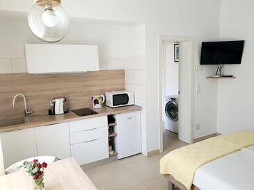 Apartments with terrace Pula, Istria