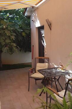 Apartments with terrace Pula, Istria