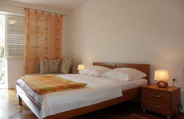 Apartments by the sea Barbat, Rab - 22754