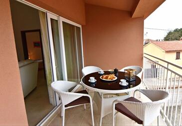 Apartamentos con piscina adecuados para familias con niños Tar, Porec - 22756