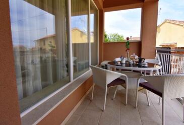 Dvosobni apartma Tar, Poreč (A-22756-d(