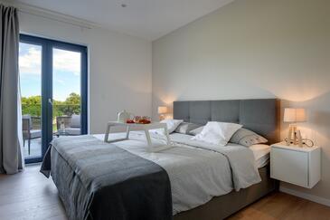 Haus mit Pool für Familien Loborika, Pula - 22776