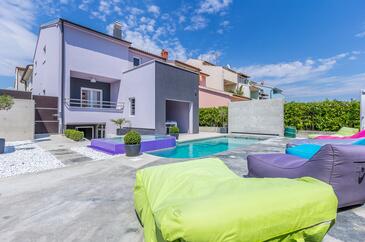 Ferienwohnungen Mit Pool Für Familien Pjescana Uvala, Pula - 22778 - Pula