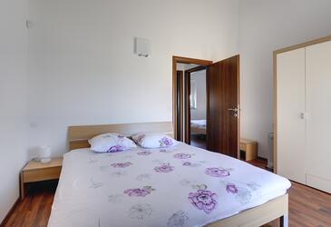 Familiehus med pool Liznjan, Medulin - 22781