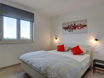 Ferienhaus mit Parkplatz Valtura, Pula - 22784