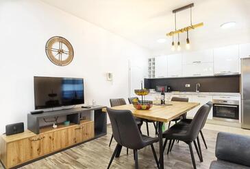 Apartmanok parkolóhellyel Split - 22796 Adriatic.hr