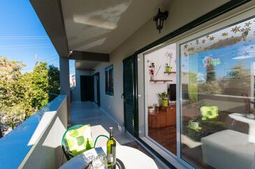 Appartamenti con parcheggio Okrug Gornji, Bua - Čiovo - 22799