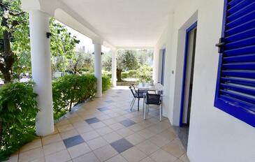 Ferienwohnungen mit Parkplatz Umag - 22813