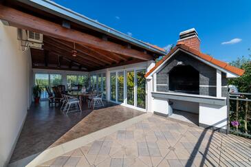 Nyaralóház medencével Kastel Stari, Kastela - 22832