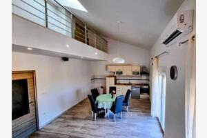 Apartamentos junto al mar Stobrec, Split - 22838 - Adriatic.hr