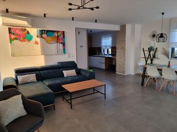 Četverosobna kuća Petrčane, Zadar (K-22839)